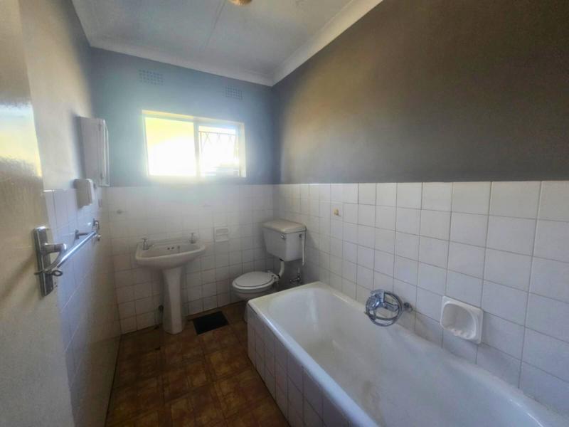 4 Bedroom Property for Sale in Allen Grove Gauteng