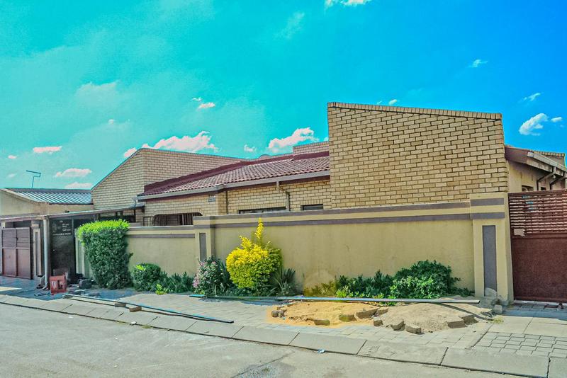 3 Bedroom Property for Sale in Tembisa Gauteng