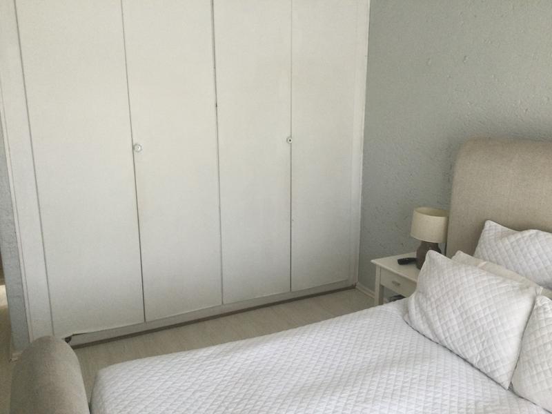 2 Bedroom Property for Sale in Corlett Gardens Gauteng