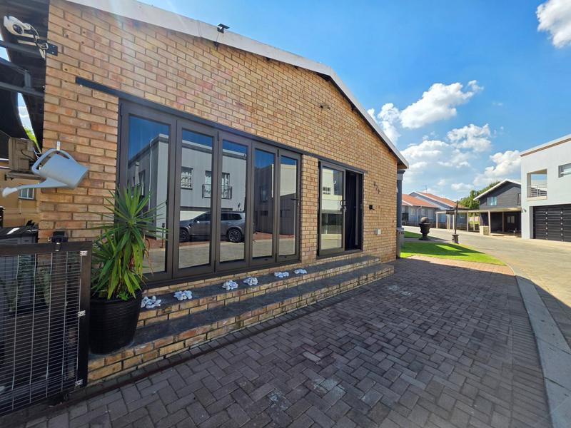 3 Bedroom Property for Sale in Misty Bay Gauteng