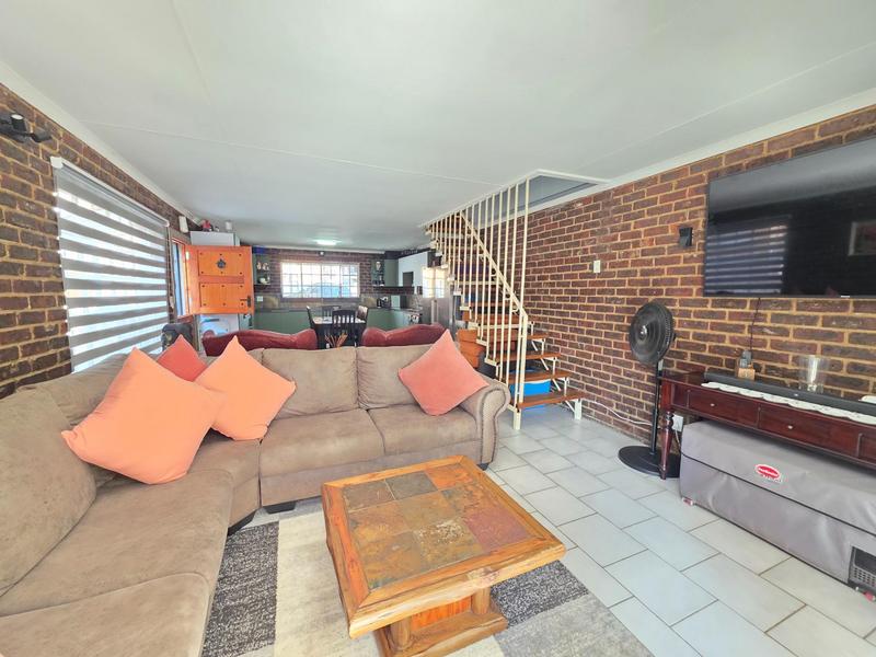 4 Bedroom Property for Sale in Misty Bay Gauteng