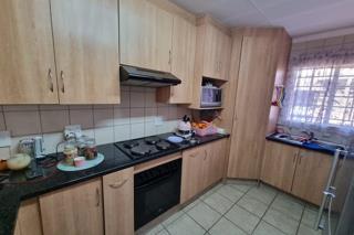3 Bedroom Property for Sale in Annlin Gauteng