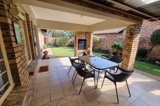 3 Bedroom Property for Sale in Annlin Gauteng