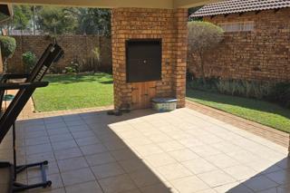 3 Bedroom Property for Sale in Annlin Gauteng