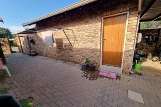 3 Bedroom Property for Sale in Annlin Gauteng
