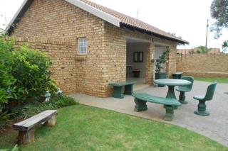 3 Bedroom Property for Sale in Annlin Gauteng