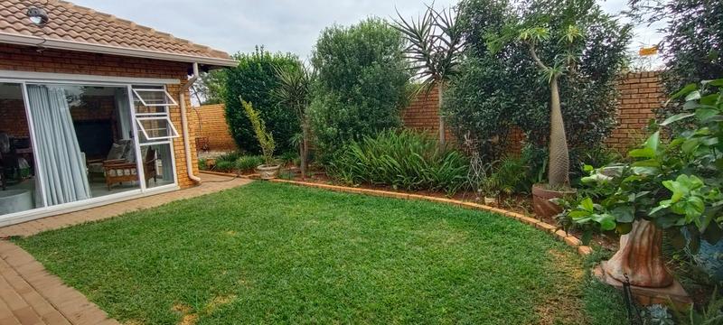 2 Bedroom Property for Sale in Montana Gauteng