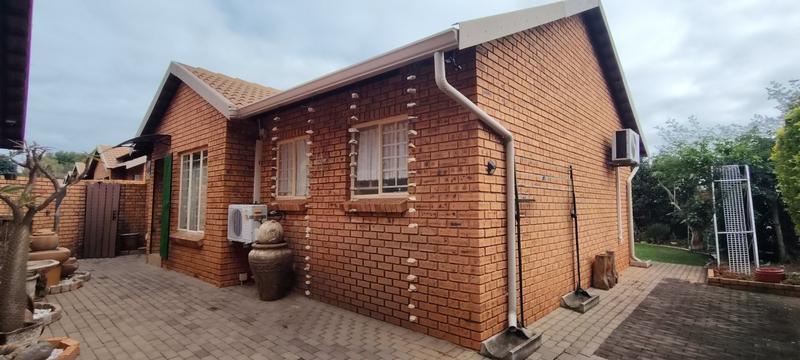 2 Bedroom Property for Sale in Montana Gauteng