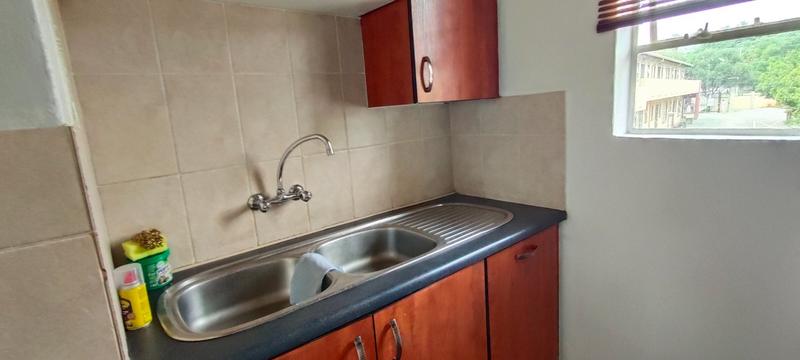 2 Bedroom Property for Sale in Sinoville Gauteng