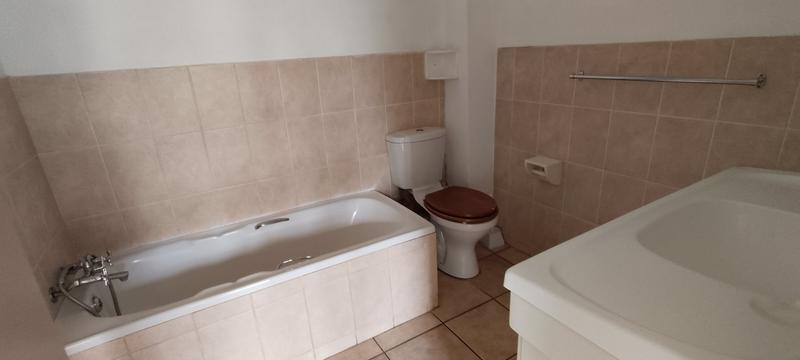 2 Bedroom Property for Sale in Sinoville Gauteng