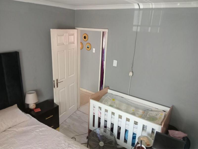 2 Bedroom Property for Sale in Albemarle Gauteng