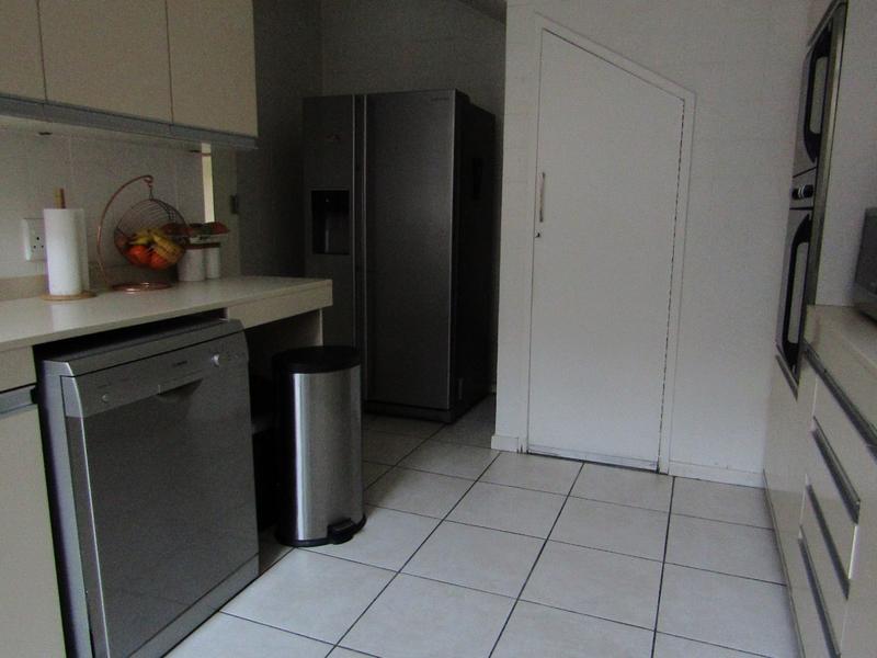 3 Bedroom Property for Sale in Atholl Gardens Gauteng