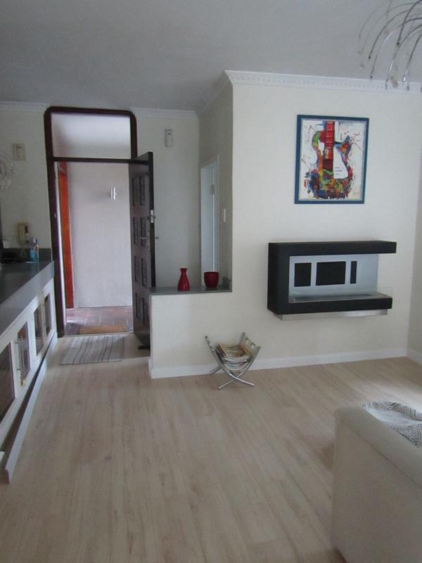 3 Bedroom Property for Sale in Atholl Gardens Gauteng