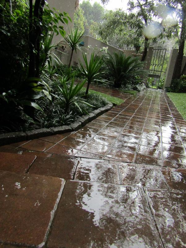 3 Bedroom Property for Sale in Atholl Gardens Gauteng