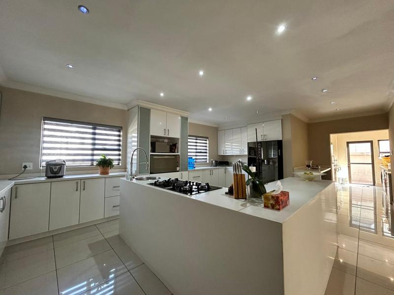 4 Bedroom Property for Sale in Blue Valley Golf Estate Gauteng