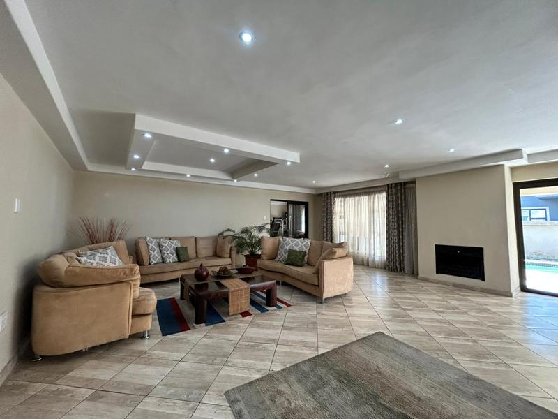 4 Bedroom Property for Sale in Blue Valley Golf Estate Gauteng