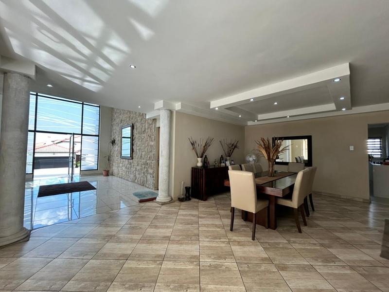 4 Bedroom Property for Sale in Blue Valley Golf Estate Gauteng