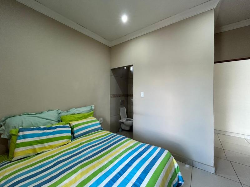 4 Bedroom Property for Sale in Blue Valley Golf Estate Gauteng