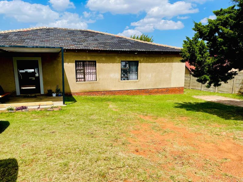 To Let 3 Bedroom Property for Rent in Witpoortjie Gauteng