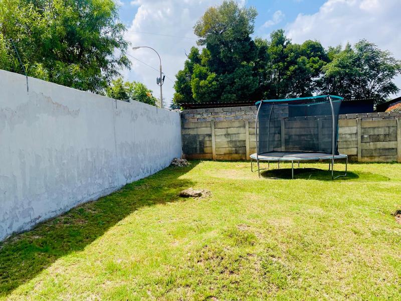 To Let 3 Bedroom Property for Rent in Witpoortjie Gauteng