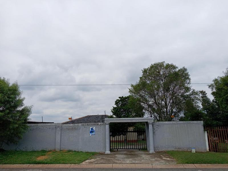 To Let 3 Bedroom Property for Rent in Witpoortjie Gauteng