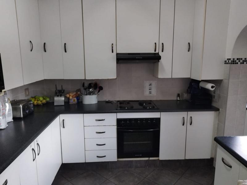 3 Bedroom Property for Sale in Brackenhurst Gauteng