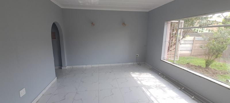 To Let 1 Bedroom Property for Rent in Elspark Gauteng