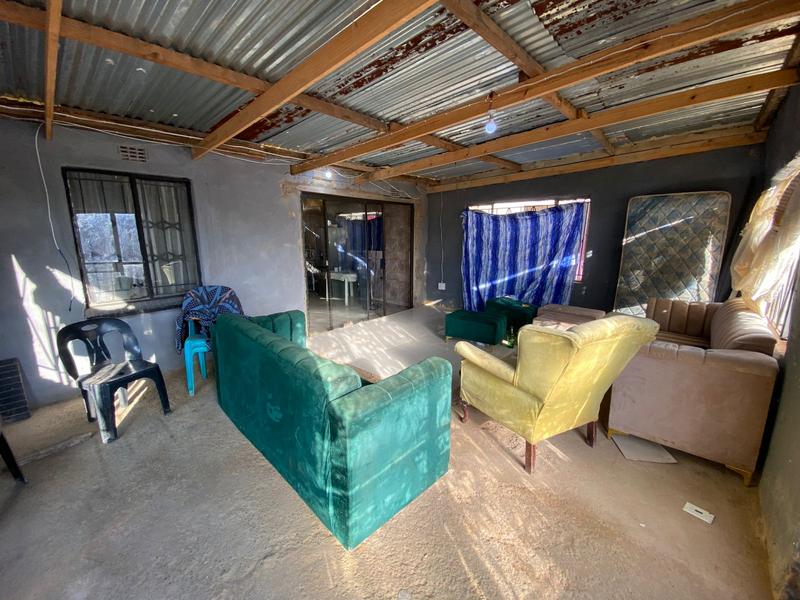 5 Bedroom Property for Sale in Katlehong South Gauteng