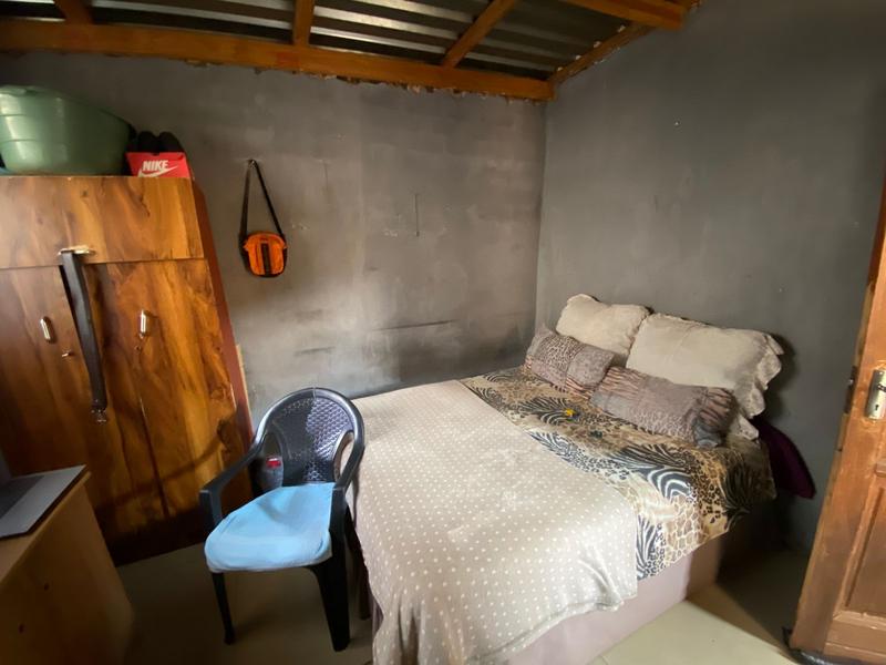 5 Bedroom Property for Sale in Katlehong South Gauteng