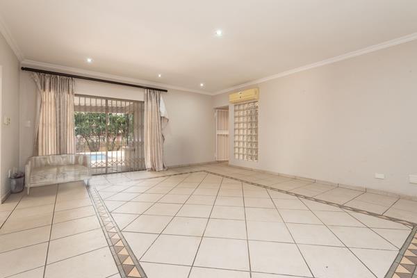 4 Bedroom Property for Sale in Bassonia Gauteng