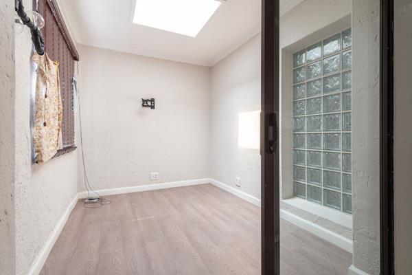 4 Bedroom Property for Sale in Bassonia Gauteng