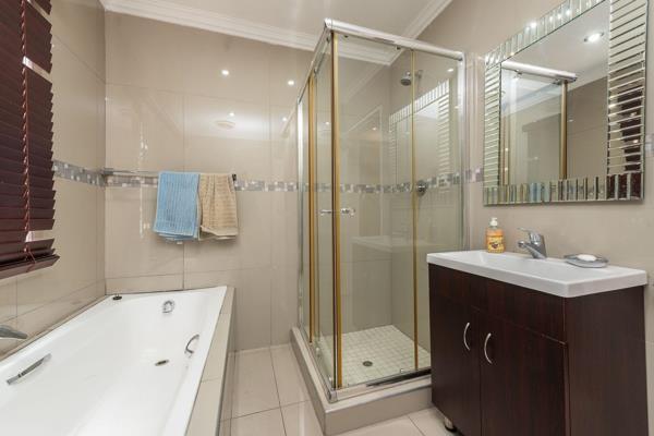 4 Bedroom Property for Sale in Bassonia Gauteng