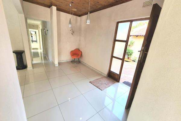 4 Bedroom Property for Sale in Glenvista Gauteng