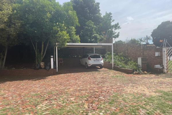 4 Bedroom Property for Sale in Glenvista Gauteng