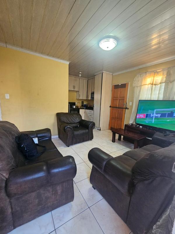 3 Bedroom Property for Sale in Protea Glen Gauteng