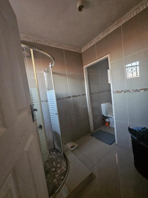 3 Bedroom Property for Sale in Protea Glen Gauteng