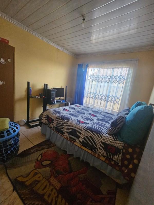 3 Bedroom Property for Sale in Protea Glen Gauteng