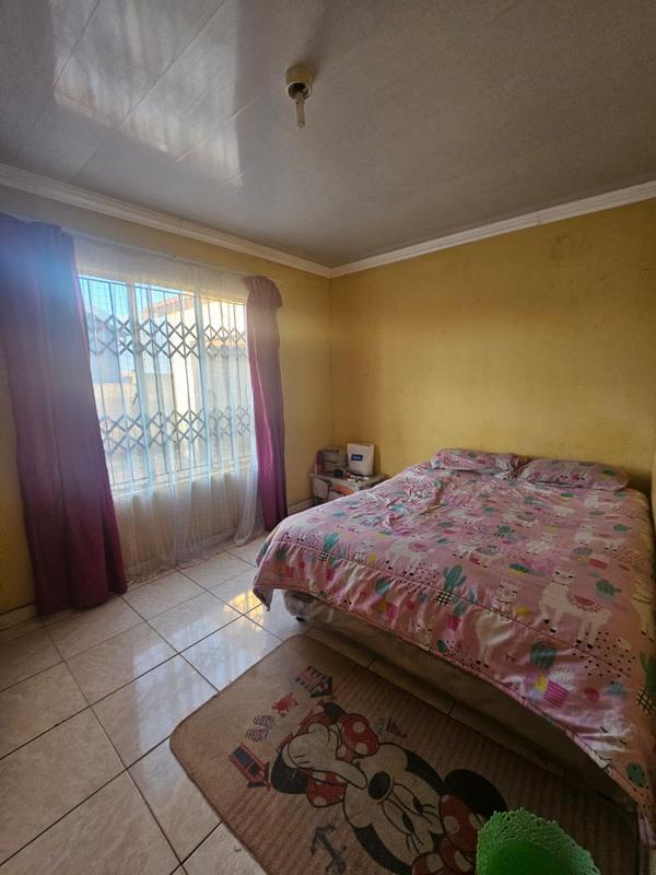 3 Bedroom Property for Sale in Protea Glen Gauteng