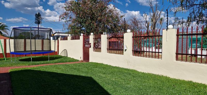 3 Bedroom Property for Sale in Wespark Gauteng