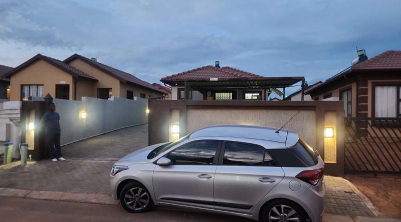 2 Bedroom Property for Sale in Soshanguve VV Gauteng