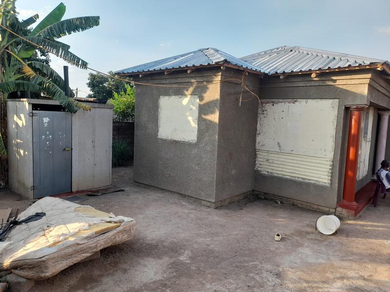 2 Bedroom Property for Sale in Winterveldt Gauteng