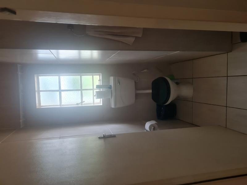 To Let 4 Bedroom Property for Rent in Ontdekkerspark Gauteng