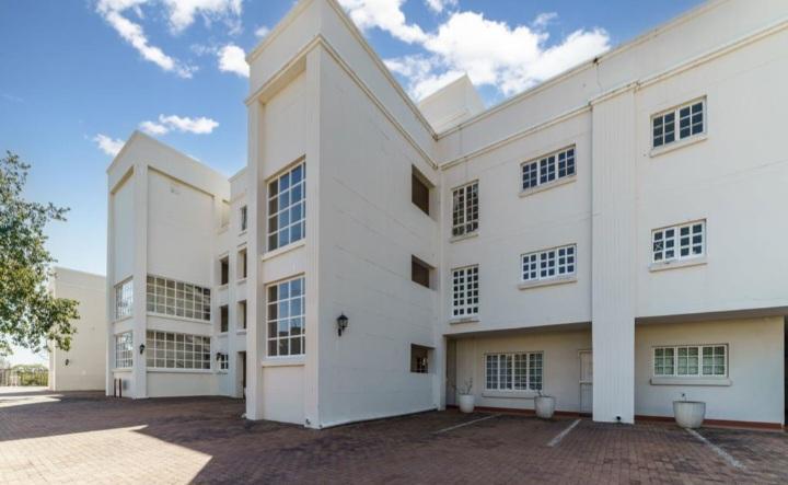 To Let 2 Bedroom Property for Rent in Morningside Gauteng