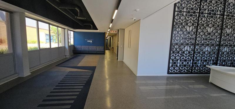 To Let Commercial Property for Rent in Randjespark Gauteng