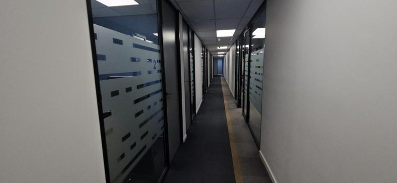 To Let Commercial Property for Rent in Randjespark Gauteng