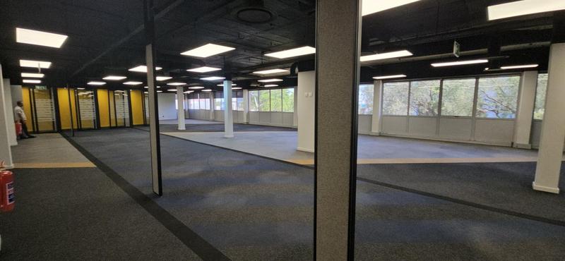 To Let Commercial Property for Rent in Randjespark Gauteng