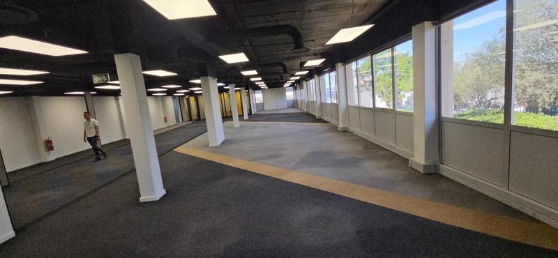 To Let Commercial Property for Rent in Randjespark Gauteng