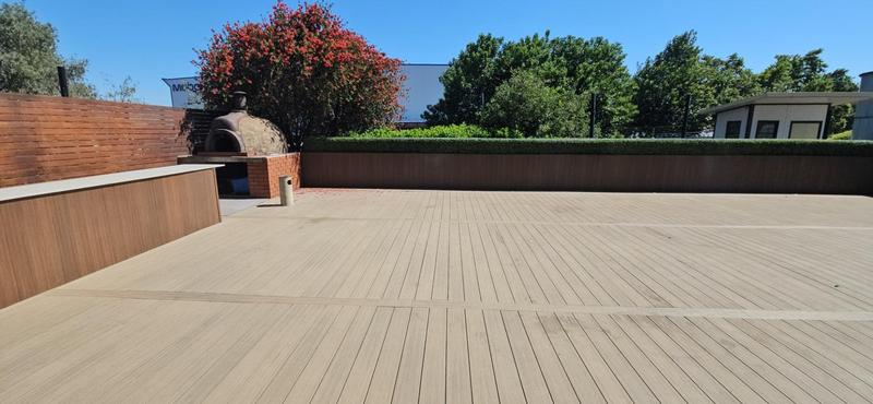 To Let Commercial Property for Rent in Randjespark Gauteng