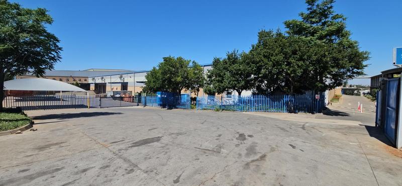 To Let Commercial Property for Rent in Randjespark Gauteng