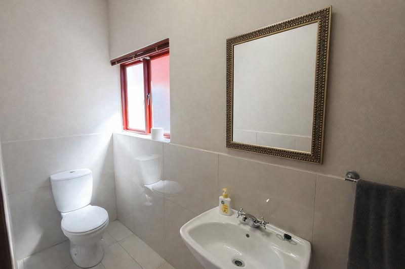 To Let Commercial Property for Rent in Route 21 Business Park Gauteng